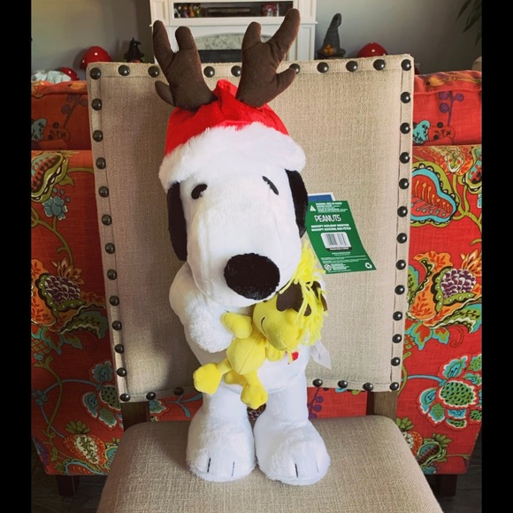 Peanuts Snoopy Christmas Door Greeter - Picture 2 of 4